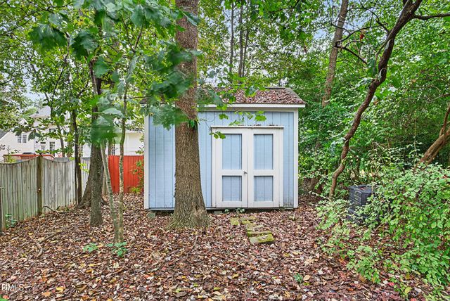 112 Glen Abbey Drive, Cary, NC 27513