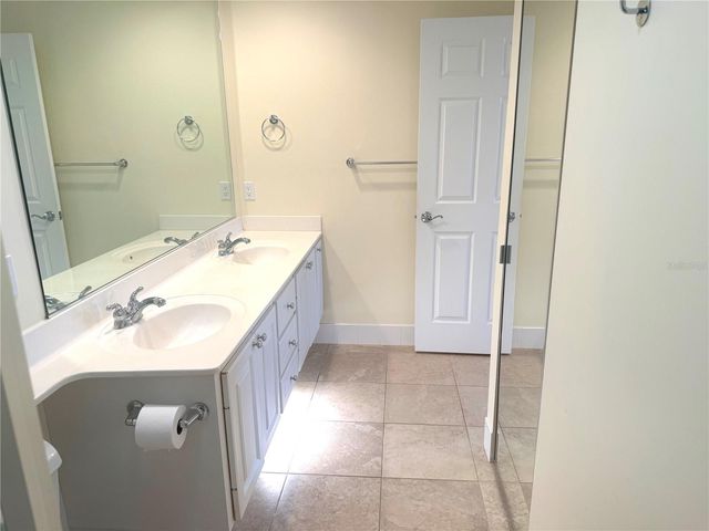 6214 ERICE STREET, Venice, FL 34293