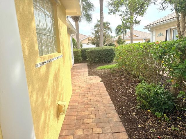6214 ERICE STREET, Venice, FL 34293
