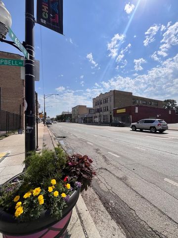2454 W 63rd Street, Chicago, IL 60629