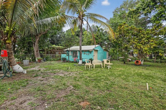 641 NE 140th Street, North Miami, FL 33161