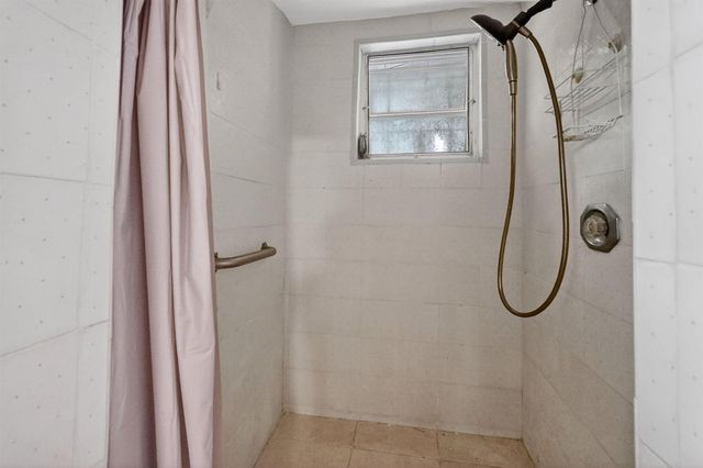 641 NE 140th Street, North Miami, FL 33161