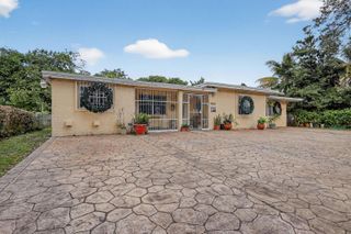 641 NE 140th Street, North Miami, FL 33161