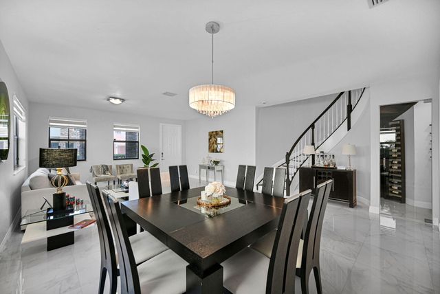 9860 NW 86th Terrace, Doral, FL 33178