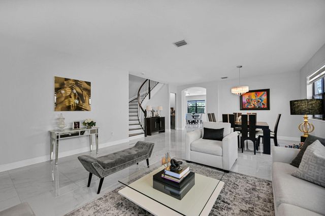 9860 NW 86th Terrace, Doral, FL 33178