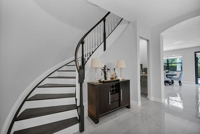 9860 NW 86th Terrace, Doral, FL 33178