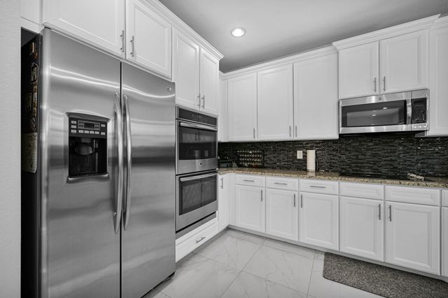 9860 NW 86th Terrace, Doral, FL 33178