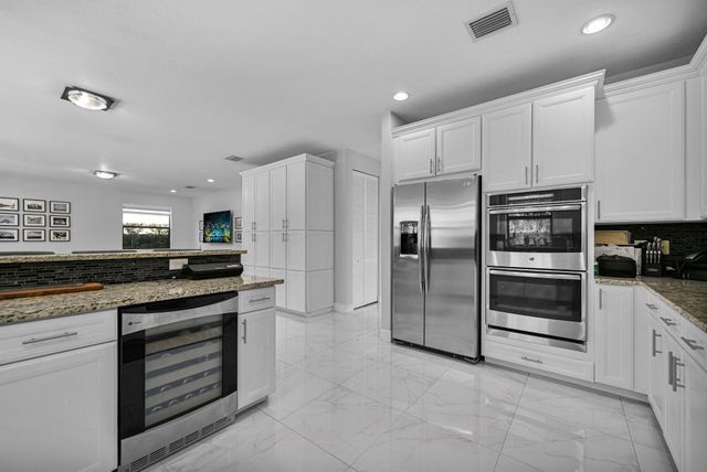 9860 NW 86th Terrace, Doral, FL 33178