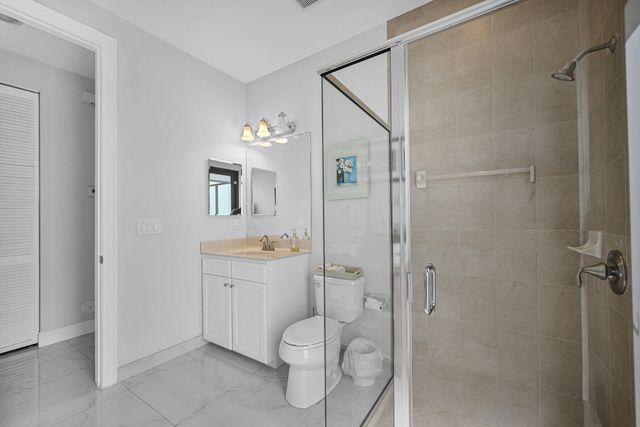 9860 NW 86th Terrace, Doral, FL 33178