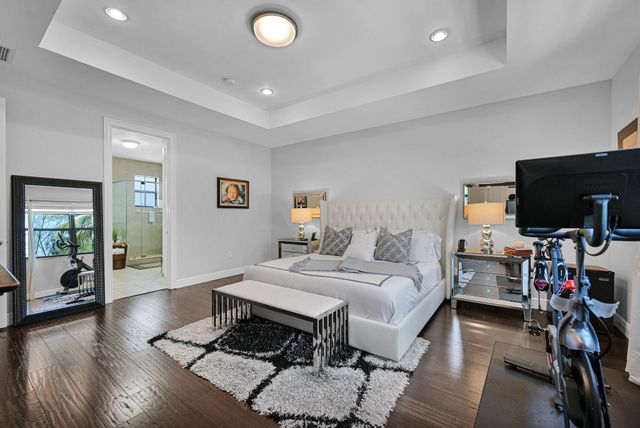 9860 NW 86th Terrace, Doral, FL 33178