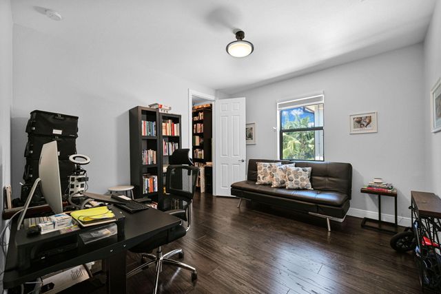9860 NW 86th Terrace, Doral, FL 33178
