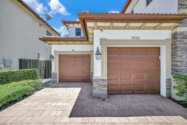9860 NW 86th Terrace, Doral, FL 33178