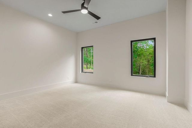 11560 S Wild Rose Lane, Olathe, KS 66061