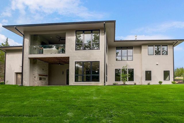 11560 S Wild Rose Lane, Olathe, KS 66061