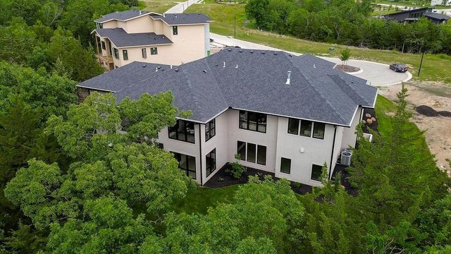 11560 S Wild Rose Lane, Olathe, KS 66061