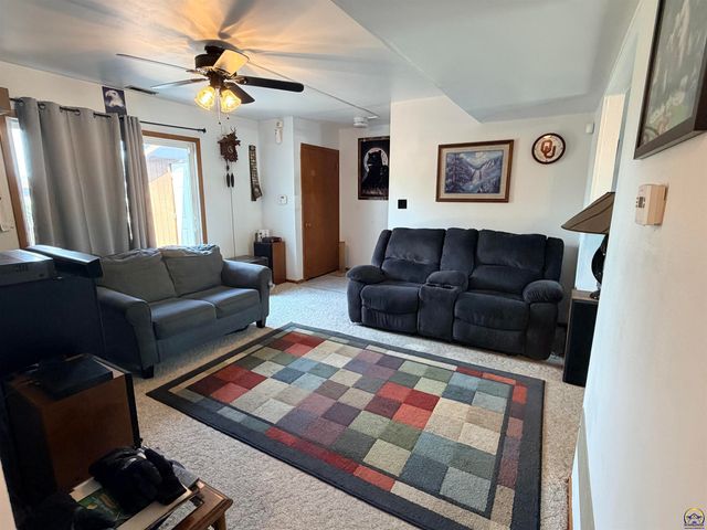 5466 SW 12th Ter Apt 1, Topeka, KS 66604