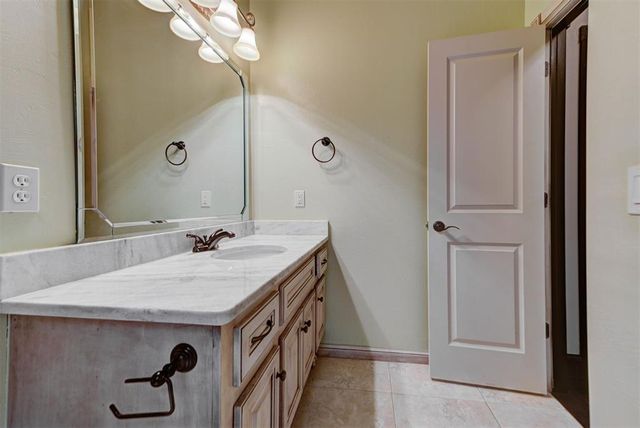 628 N Timber Road, Midwest City, OK 73130