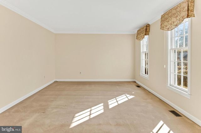 15470 MEHERRIN DR, Centreville, VA 20120