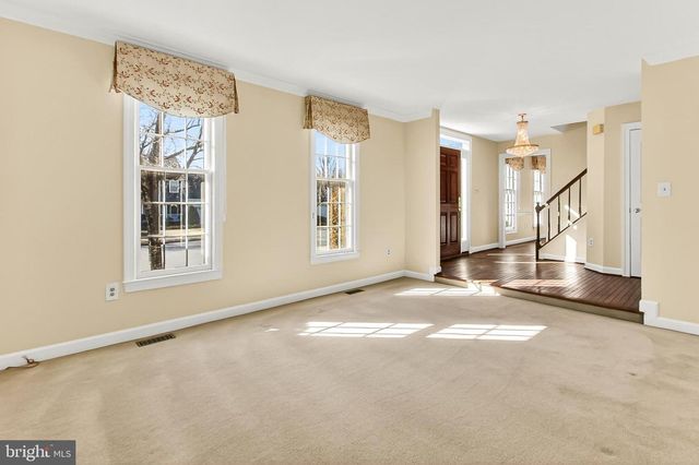 15470 MEHERRIN DR, Centreville, VA 20120