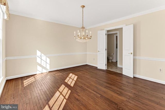 15470 MEHERRIN DR, Centreville, VA 20120