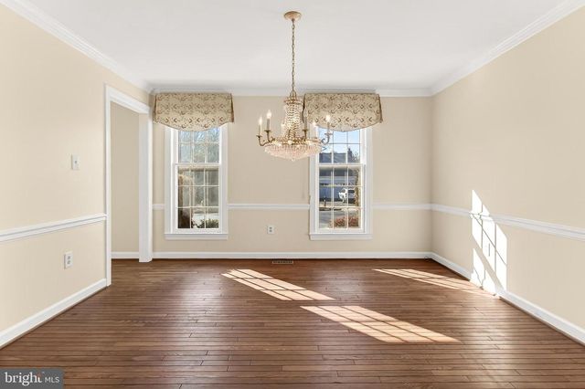 15470 MEHERRIN DR, Centreville, VA 20120