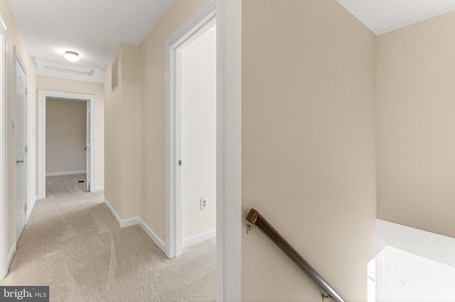 15470 MEHERRIN DR, Centreville, VA 20120