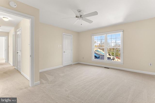 15470 MEHERRIN DR, Centreville, VA 20120