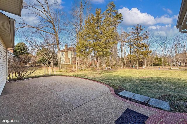 15470 MEHERRIN DR, Centreville, VA 20120