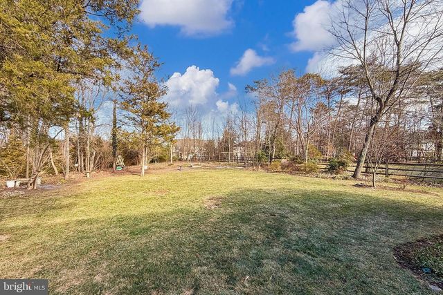 15470 MEHERRIN DR, Centreville, VA 20120