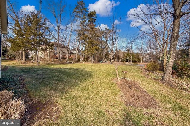 15470 MEHERRIN DR, Centreville, VA 20120