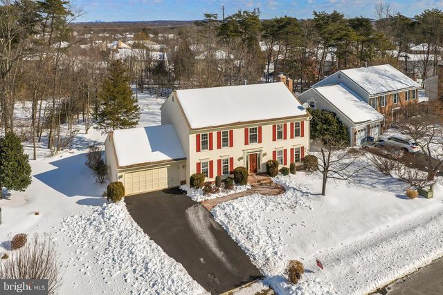 15470 MEHERRIN DR, Centreville, VA 20120