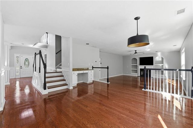 1328 Avington Glen Dr, Lawrenceville, GA 30045