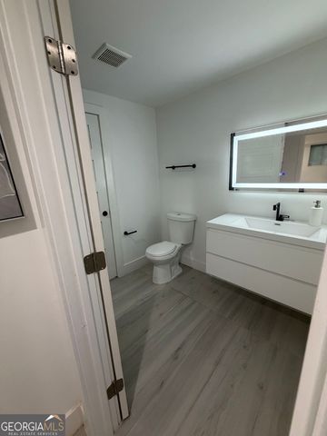 1637 Emerald Avenue, Atlanta, GA 30310