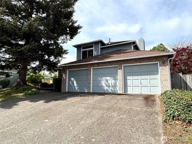 21523 129th Avenue SE, Kent, WA 98031