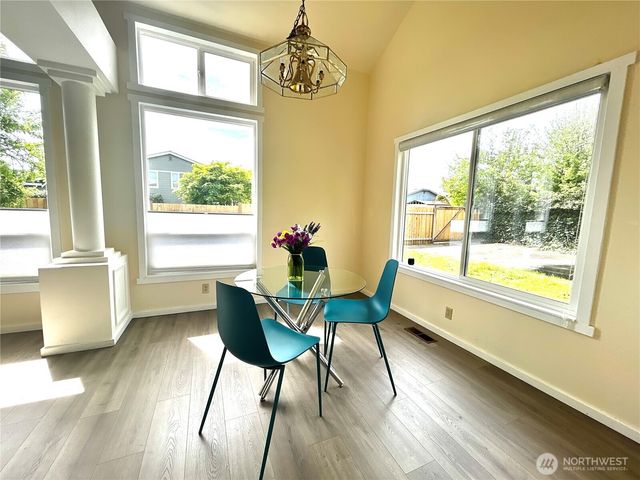21523 129th Avenue SE, Kent, WA 98031