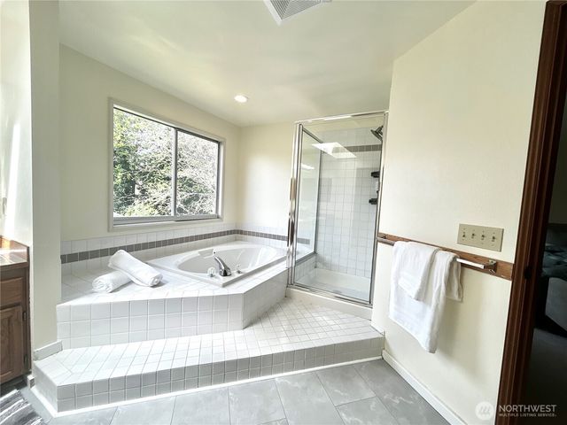 21523 129th Avenue SE, Kent, WA 98031