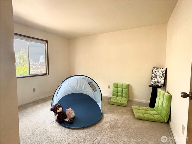 21523 129th Avenue SE, Kent, WA 98031