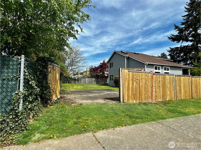 21523 129th Avenue SE, Kent, WA 98031