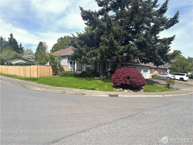 21523 129th Avenue SE, Kent, WA 98031