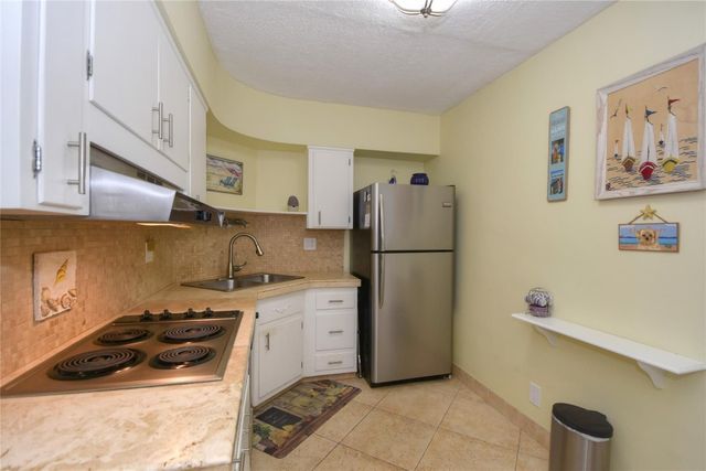3233 NE 34th Street 520, Fort Lauderdale, FL 33308