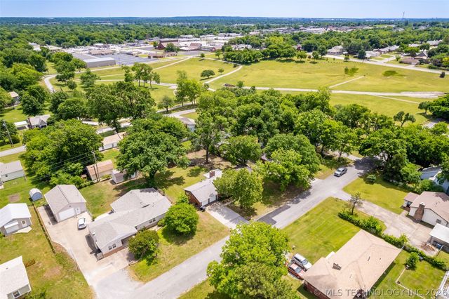 1331 S 76th East Avenue, Tulsa, OK 74112