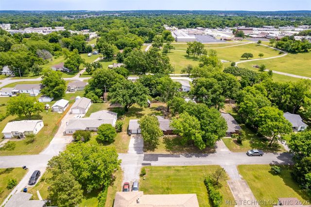 1331 S 76th East Avenue, Tulsa, OK 74112