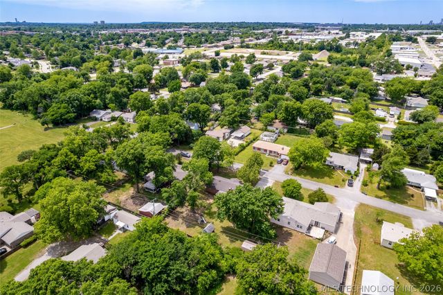 1331 S 76th East Avenue, Tulsa, OK 74112