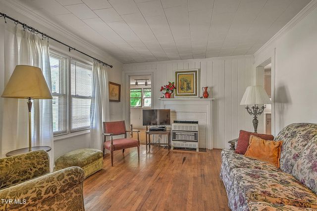 851 Adkins Lane, Erwin, TN 37650