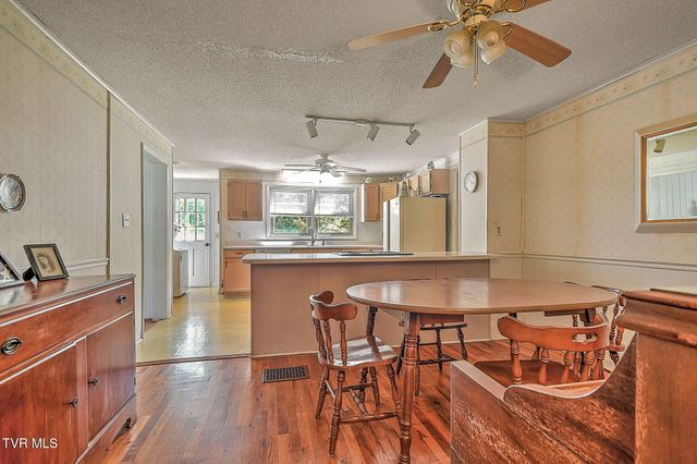851 Adkins Lane, Erwin, TN 37650