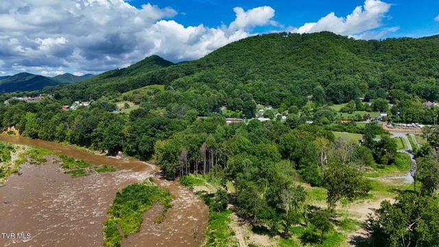 851 Adkins Lane, Erwin, TN 37650