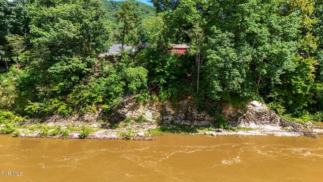 851 Adkins Lane, Erwin, TN 37650