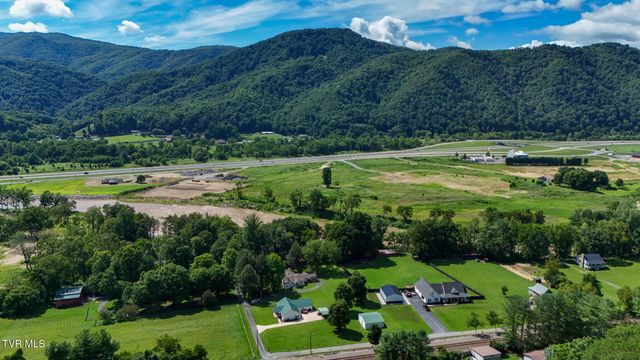 851 Adkins Lane, Erwin, TN 37650