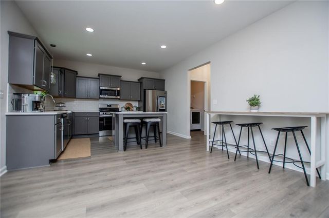 405 Adler Point, Carrollton, GA 30117