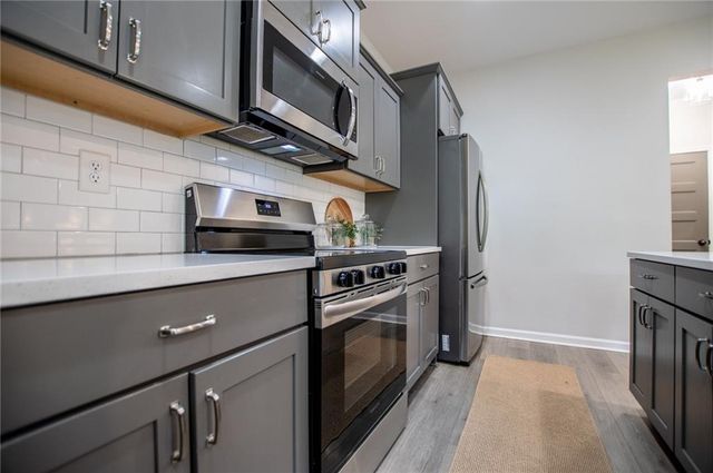 405 Adler Point, Carrollton, GA 30117